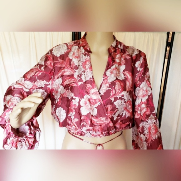 1 Zara floral print button down tie around wrap top - Picture 7 of 7